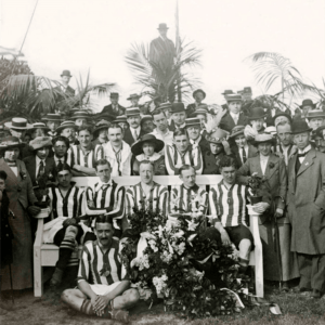 Kampioen 1913 witte jas Bok de Korver 1913
